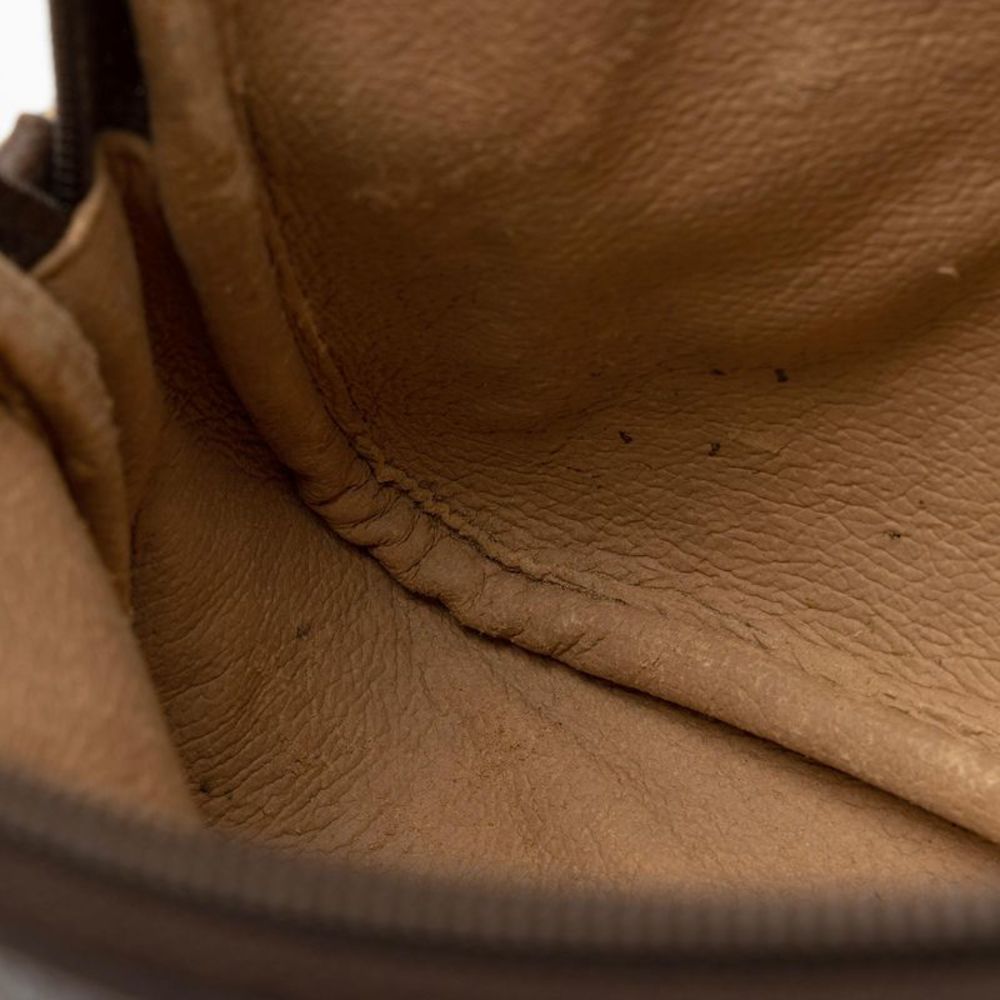 Gucci Vintage GG Supreme Small Camera Bag - Picture 13 of 15